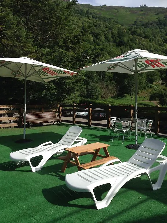 Ostau Dera Nheu Hotel Les Spain