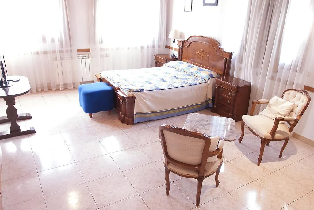 Ostau Dera Nheu Hotel Les 2*,  Spain